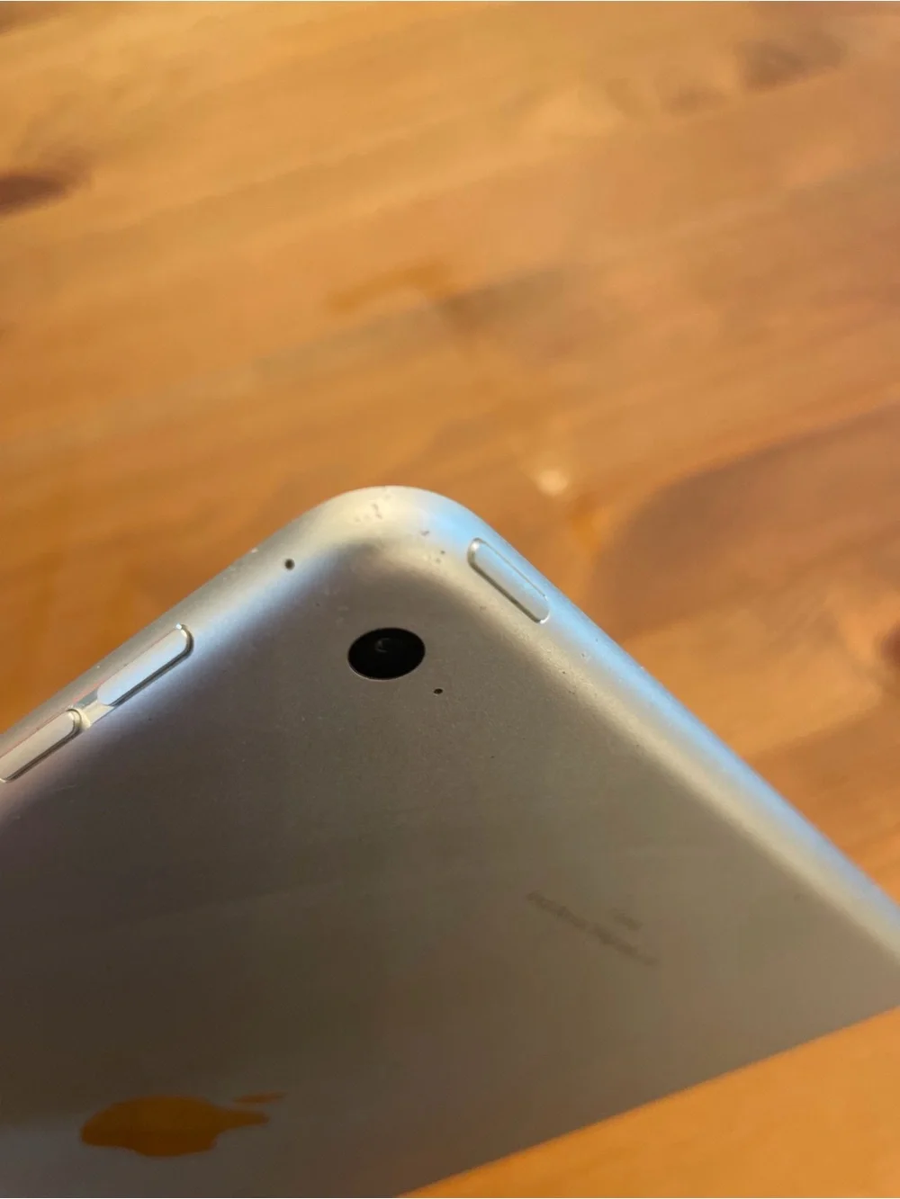 Apple iPad mini 4 128GB Wi-Fi Silver MK9P2LL/A Factory Reset Ready